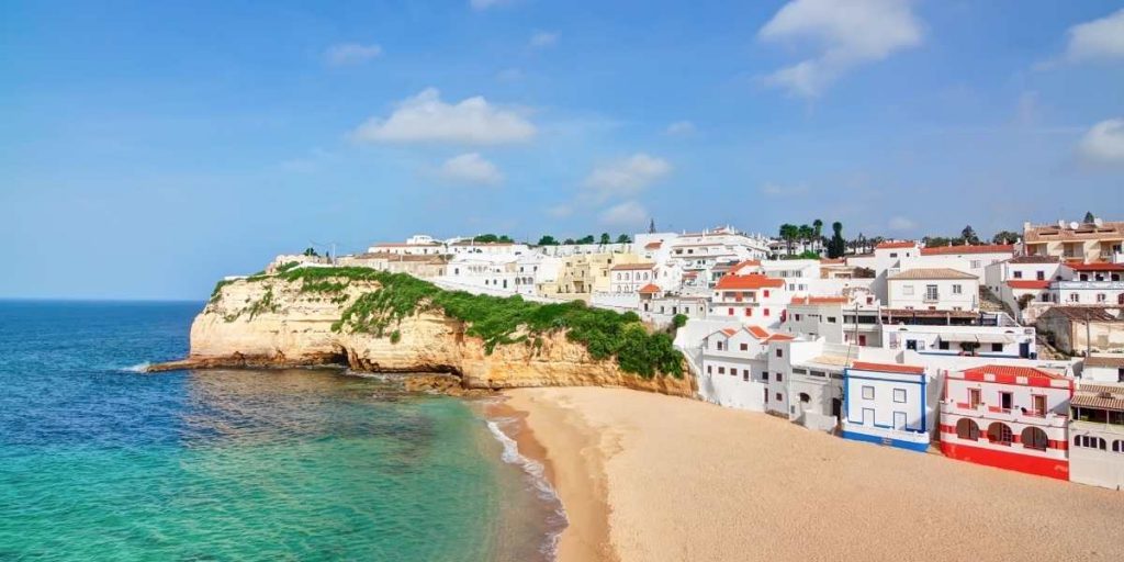 Best place to retire in Algarve Portugal